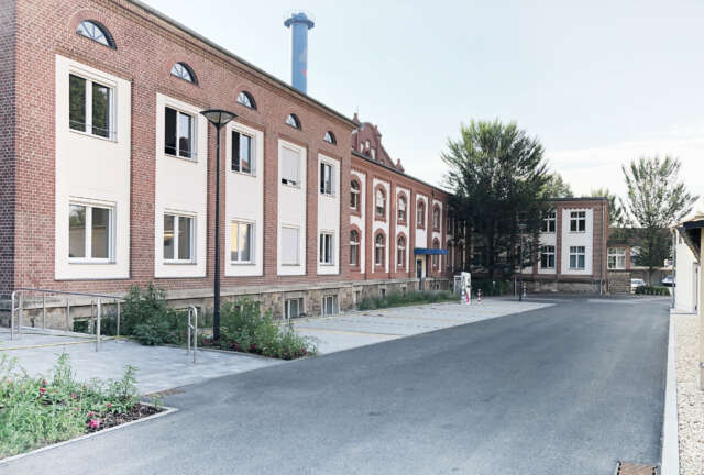 Kundenzentrale Stadtwerke Zittau - neue Stellplatzanlage